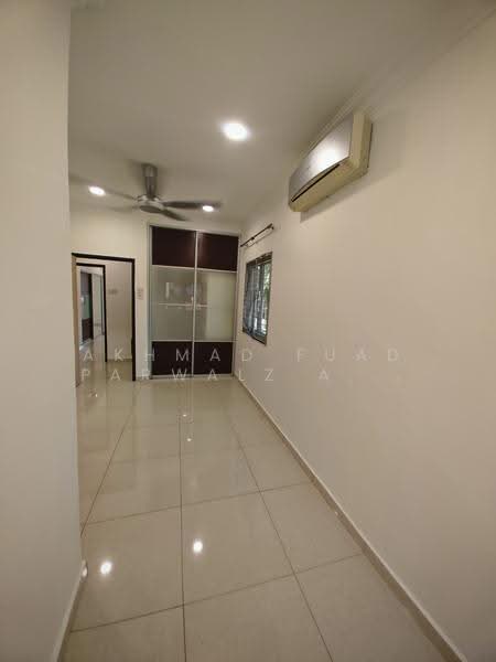 Rumah Teres 2-Tingkat untuk Dijual di Bukit Rahman Putra (Sungai Buloh) - Akhmad Fuad Parwalz Akhtar - Interior - PropertyGuru.com.my