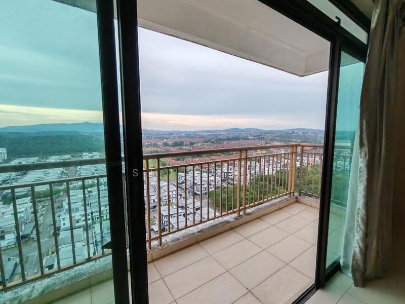 Kediaman Servis untuk Dijual di The Garden Residences - Shi Ting - Balcony - PropertyGuru.com.my