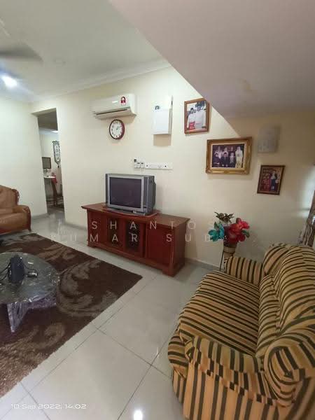 Terraced House for Sale in Taman Kok Lian (Jalan Kuching) - Shantos Kumar Subramaniam - Living Room - PropertyGuru.com.my