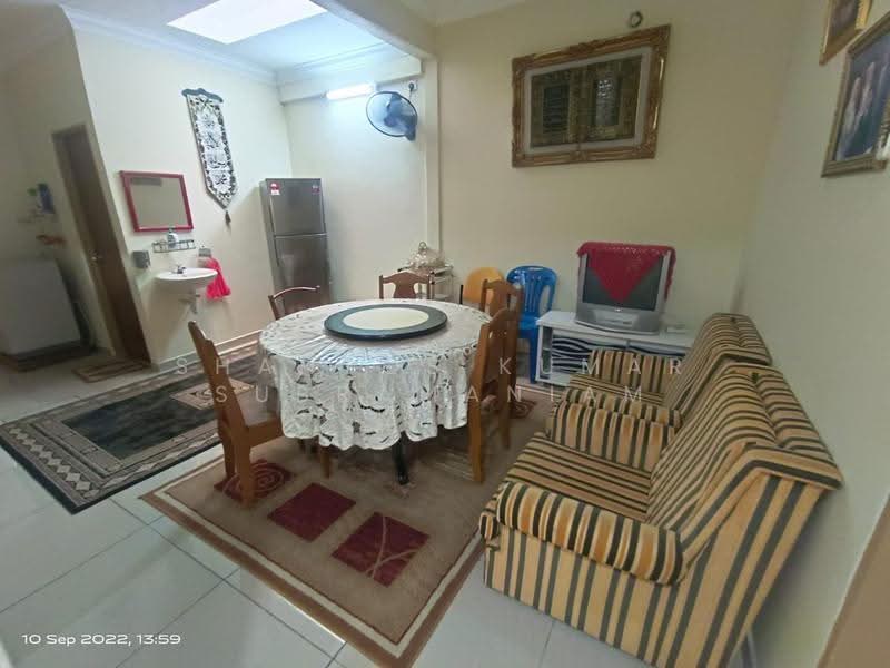 Terraced House for Sale in Taman Kok Lian (Jalan Kuching) - Shantos Kumar Subramaniam - Living Room - PropertyGuru.com.my
