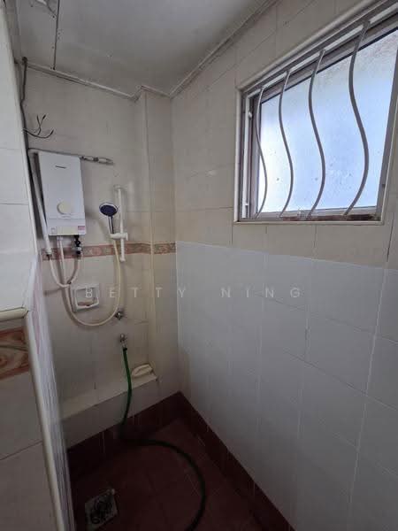 Kondominium untuk Disewa di Casa Damansara - Betty Ning - Bathroom - PropertyGuru.com.my
