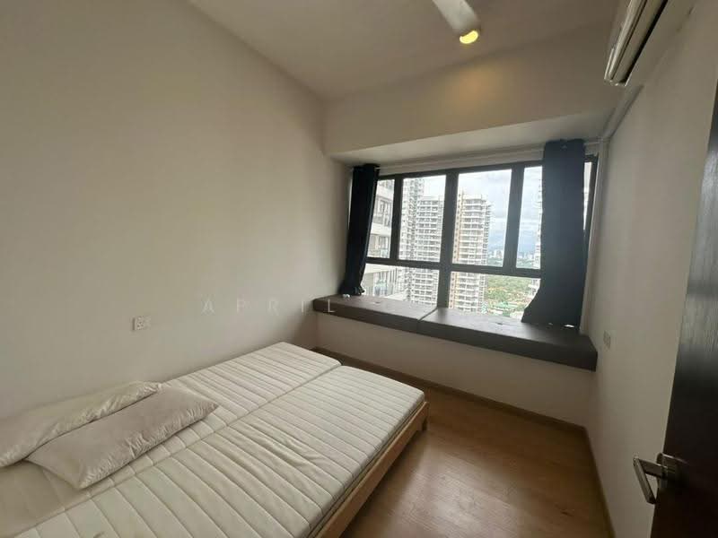 Condominium for Rent at Lovell @ Country Garden Danga Bay - April Chin - Bedroom - PropertyGuru.com.my