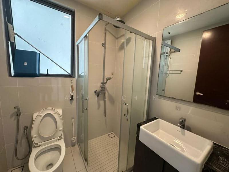 Condominium for Rent at Lovell @ Country Garden Danga Bay - April Chin - Bathroom - PropertyGuru.com.my