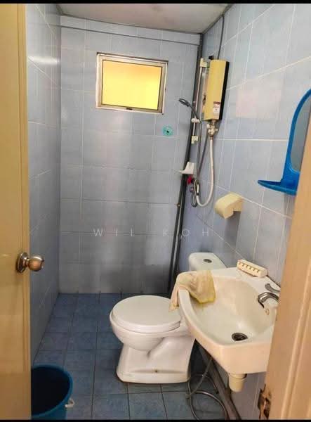 Kondominium untuk Disewa di Angkasa Condominiums - Wil Koh - Bathroom - PropertyGuru.com.my