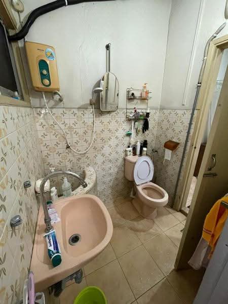 Rumah Teres untuk Dijual di Bandar Baru Sri Petaling (Sri Petaling) - Addy Ng - Bathroom - PropertyGuru.com.my