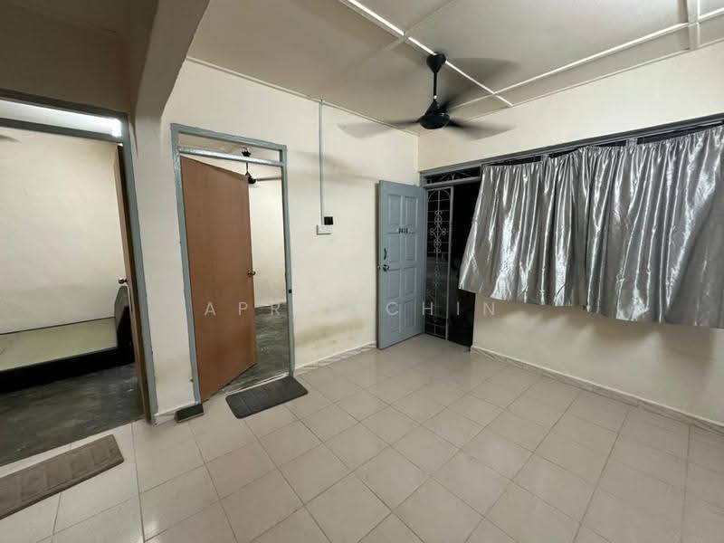 Rumah Flat untuk Disewa di Flat Taman Ungku Tun Aminah - April Chin - Interior - PropertyGuru.com.my