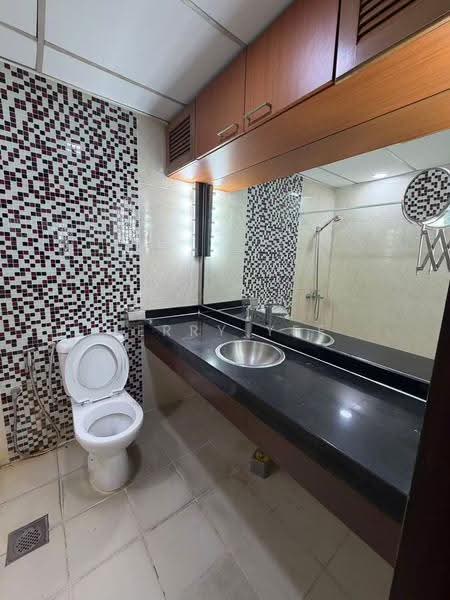 Kondominium untuk Disewa di Angkasa Impian 2 - Terry Yee - Bathroom - PropertyGuru.com.my