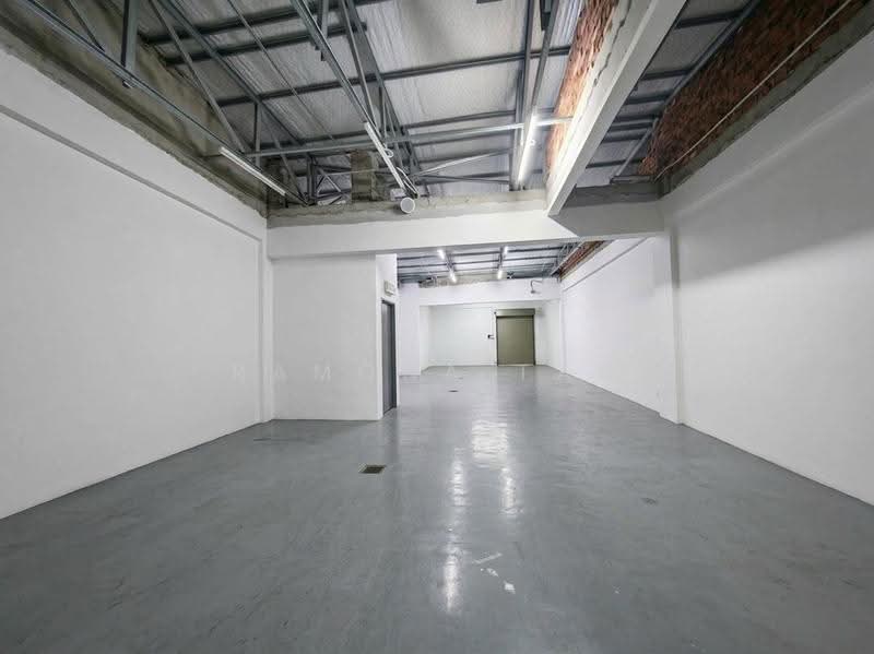 Shop / Office for Rent in Taman 1 Lagenda (Bukit Baru) - Ramona Tan - Interior - PropertyGuru.com.my
