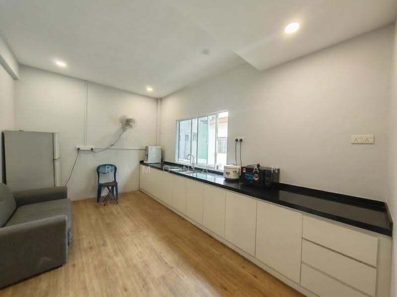Shop / Office for Rent in Taman 1 Lagenda (Bukit Baru) - Ramona Tan - Kitchen - PropertyGuru.com.my