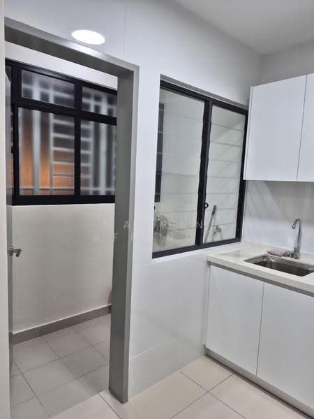 Kediaman Servis untuk Disewa di Tulip Residence - Nazrin Affendy - Kitchen - PropertyGuru.com.my