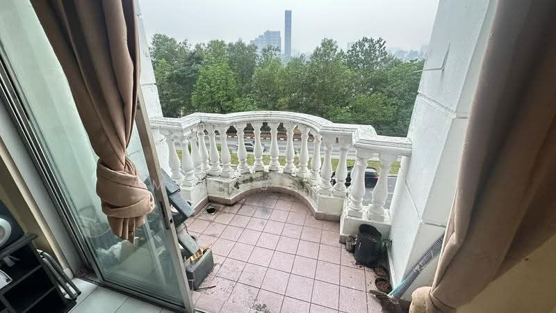 Kondominium untuk Dijual di Casa Mila - Marcus Lee - Balcony - PropertyGuru.com.my