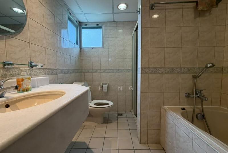Kondominium untuk Disewa di Astana - CH Ng - Bathroom - PropertyGuru.com.my