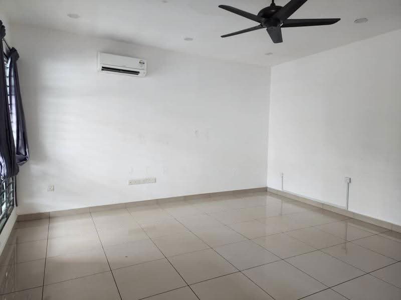 Rumah Teres 2-Tingkat untuk Disewa di Johor Bahru (Johor) - Jerry Ng - Living Room - PropertyGuru.com.my