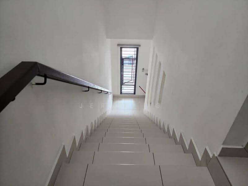 Rumah Teres 2-Tingkat untuk Disewa di Johor Bahru (Johor) - Jerry Ng - Corridor - PropertyGuru.com.my
