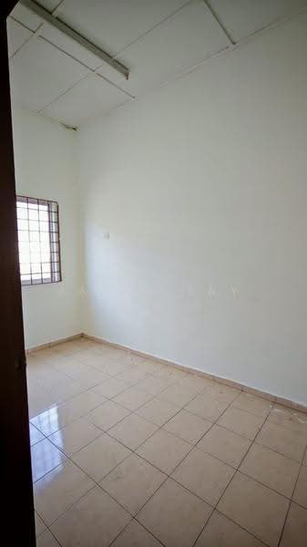 1-storey Terraced House for Sale in Taman Bertam Indah (Tanjong Minyak) - Jason Tay - Bedroom - PropertyGuru.com.my