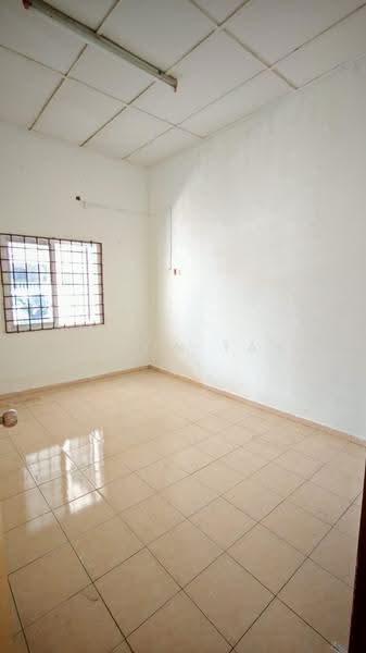 1-storey Terraced House for Sale in Taman Bertam Indah (Tanjong Minyak) - Jason Tay - Bedroom - PropertyGuru.com.my