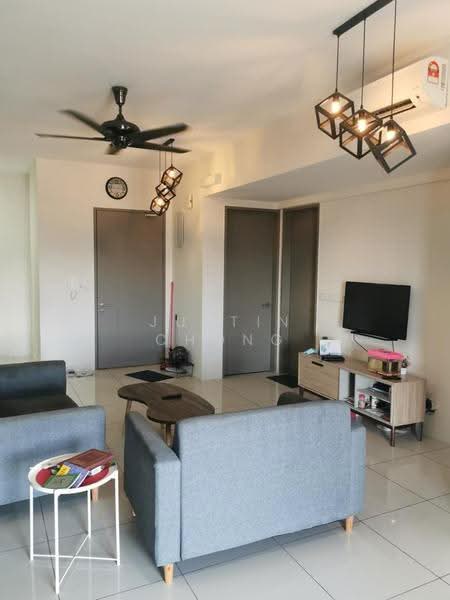 Kondominium untuk Disewa di Bennington Residences @ SkyArena - Justin Chong - Living Room - PropertyGuru.com.my