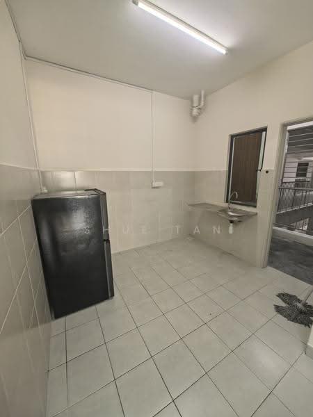 Pangsapuri untuk Disewa di Seruling Apartment - Shue Tan - Kitchen - PropertyGuru.com.my