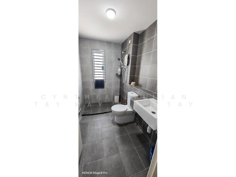 2-storey Terraced House for Sale in Senawang (Negeri Sembilan) - Cynthia Lillian Tay May Ling Tay - Bathroom - PropertyGuru.com.my