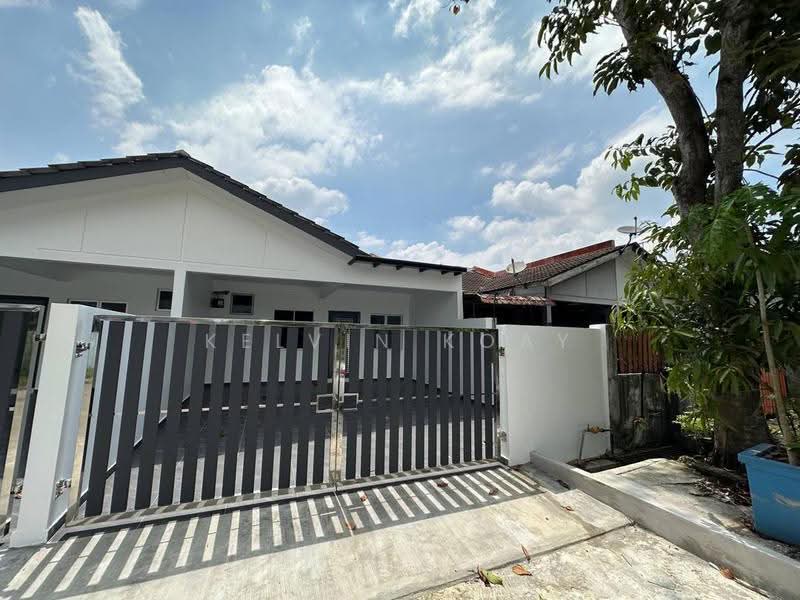 1-storey Terraced House for Sale in Taman Megah Ria (Masai) - Kelvin Koay - Exterior - PropertyGuru.com.my