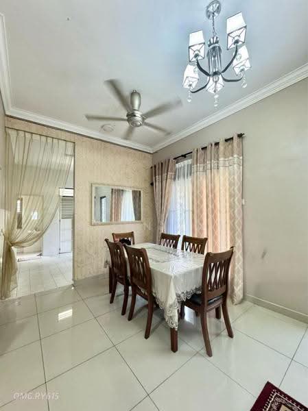 2-storey Terraced House for Sale in Kota Bayuemas (Klang) - Rylin Tan - Dining Room - PropertyGuru.com.my