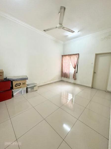 2-storey Terraced House for Sale in Kota Bayuemas (Klang) - Rylin Tan - Living Room - PropertyGuru.com.my