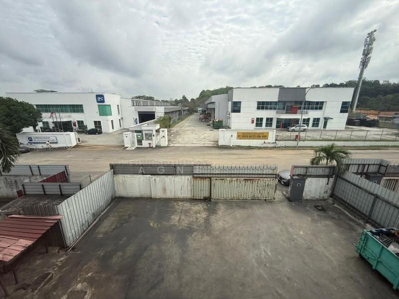 Cluster Factory for Rent in Taman Perindustrian Tropika (Ulu Tiram) - Agnes . - Exterior - PropertyGuru.com.my