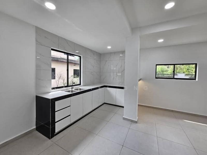 2-storey Terraced House for Sale in Taman Daya (Johor Bahru) - Gabriel Ong - Kitchen - PropertyGuru.com.my