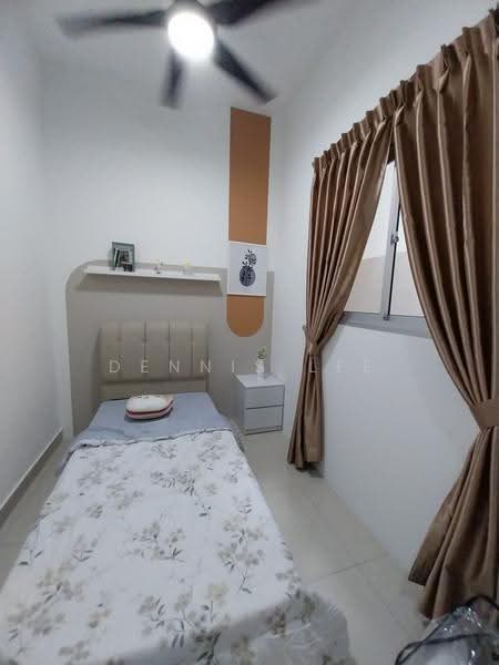 Kondominium untuk Dijual di Twin Tower Residence - Dennis Lee - Bedroom - PropertyGuru.com.my