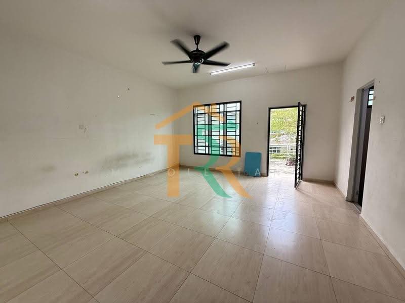Terraced House for Sale in Taman Pagoh Jaya (Pagoh) - Micole Tan - Living Room - PropertyGuru.com.my