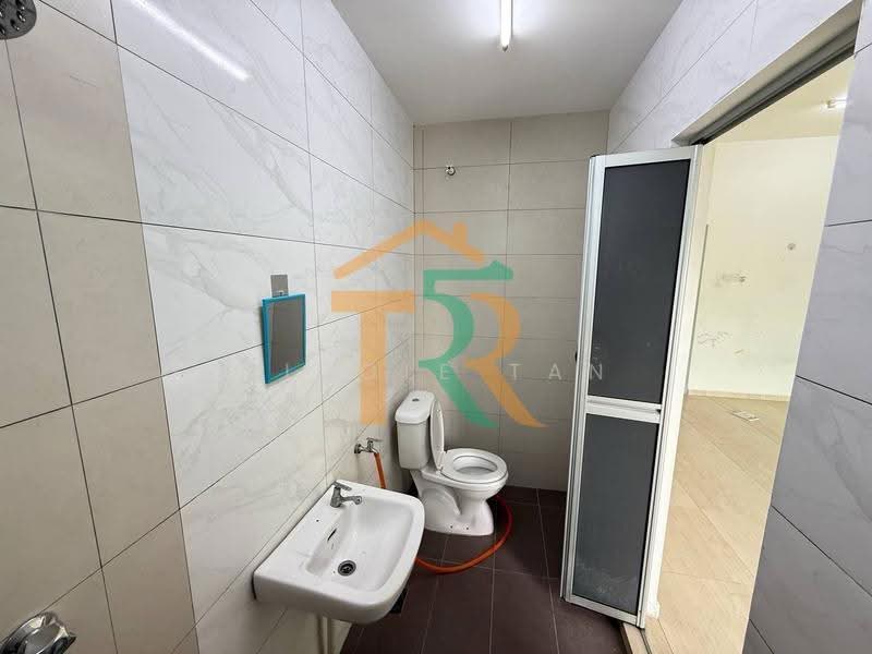 Terraced House for Sale in Taman Pagoh Jaya (Pagoh) - Micole Tan - Bathroom - PropertyGuru.com.my