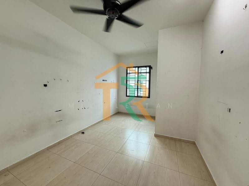 Terraced House for Sale in Taman Pagoh Jaya (Pagoh) - Micole Tan - Interior - PropertyGuru.com.my