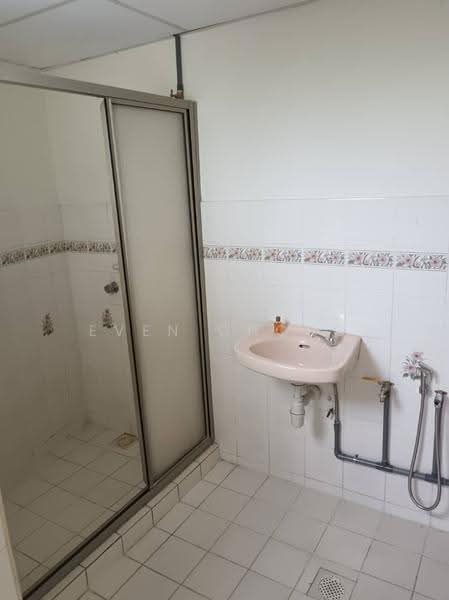 Condominium for Sale at Venice Hill - Even Chong - Bathroom - PropertyGuru.com.my