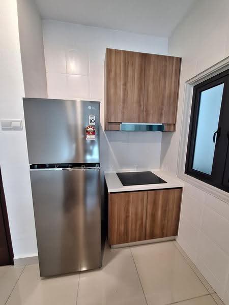 Kediaman Servis untuk Dijual di Pacific Star - Kerry Tam - Kitchen - PropertyGuru.com.my