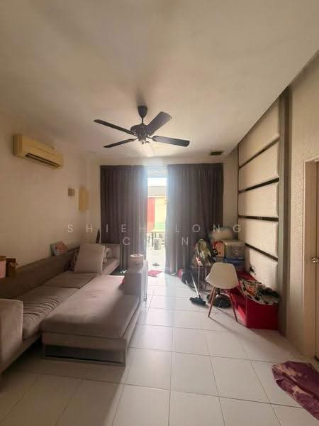 Semi-Detached House for Sale in Bandar Putra (Kulai) - Shieh Long Chen - Living Room - PropertyGuru.com.my