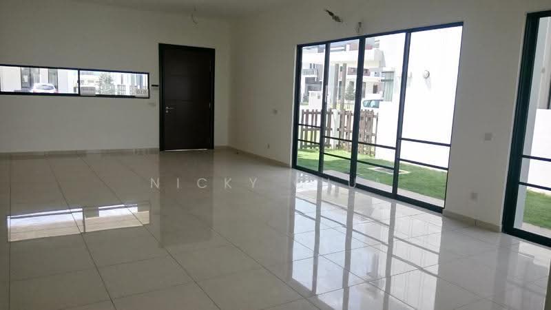 Semi-Detached House for Sale in Setia Ecohill (Semenyih) - Nicky Chua - Living Room - PropertyGuru.com.my