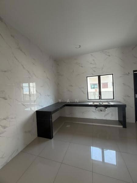 2-storey Terraced House for Sale in Simpang Pulai (Perak) - Kayan . - Kitchen - PropertyGuru.com.my