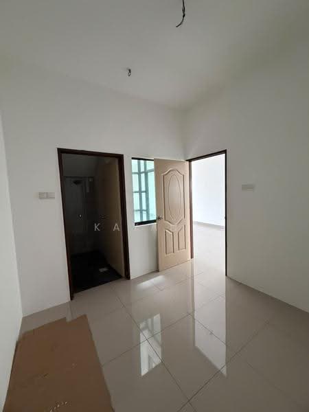 2-storey Terraced House for Sale in Simpang Pulai (Perak) - Kayan . - Interior - PropertyGuru.com.my