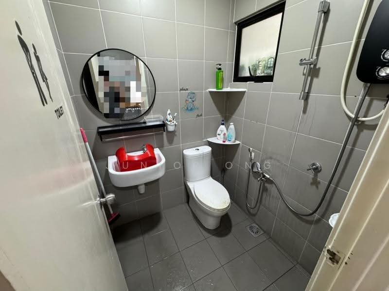 2-storey Terraced House for Sale in M Residence 2 (Rawang) - Junior Ong - Bathroom - PropertyGuru.com.my
