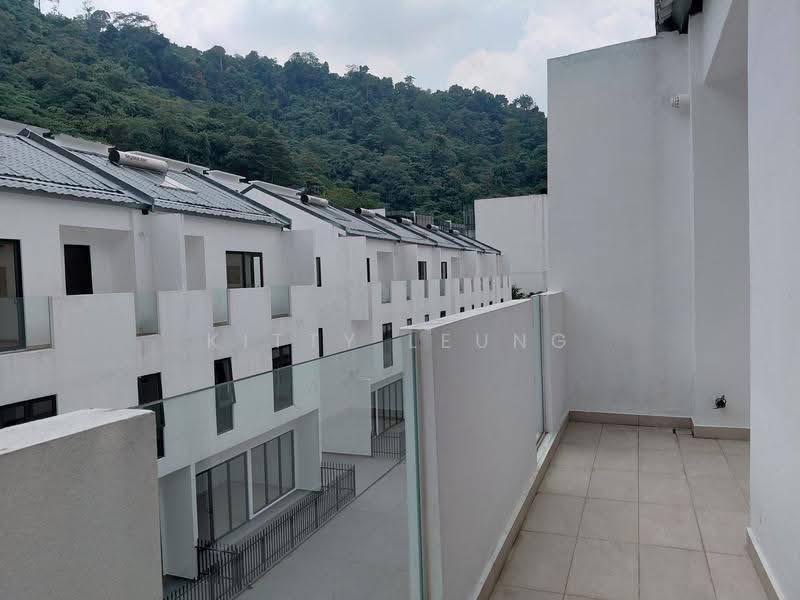 4-storey Terraced House for Sale in Damansara Perdana (Selangor) - Kitty Leung - Exterior - PropertyGuru.com.my