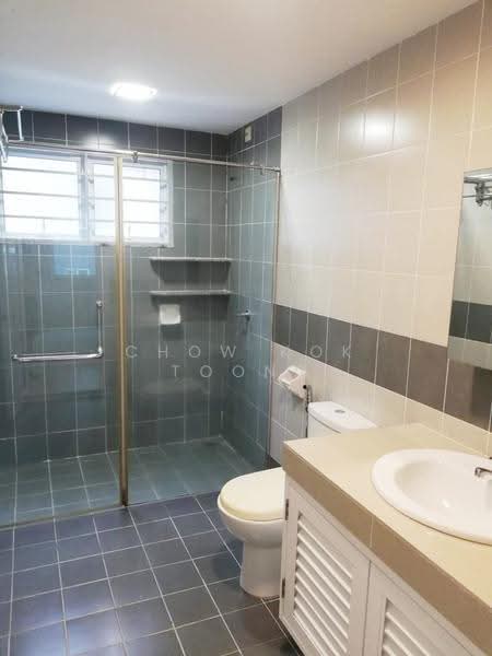 Service Residence for Rent at Koi Kinrara - Chow Kok Toong - Bathroom - PropertyGuru.com.my