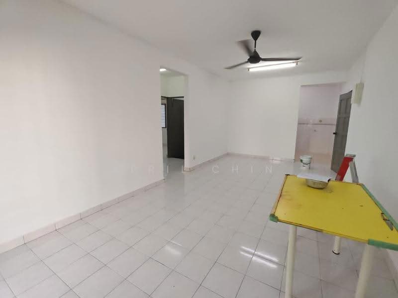 Condominium for Rent at Selesa Puteri Condominium - April Chin - Living Room - PropertyGuru.com.my