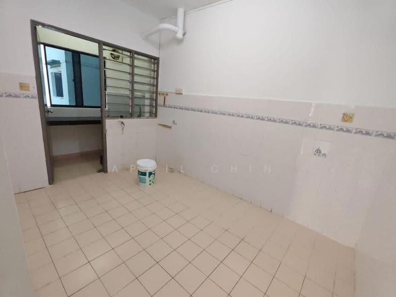 Condominium for Rent at Selesa Puteri Condominium - April Chin - Kitchen - PropertyGuru.com.my