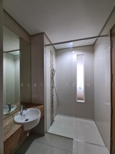 Condominium for Rent at 8 Gurney (The Shore Condominium) - Elaine Yeoh - Bathroom - PropertyGuru.com.my