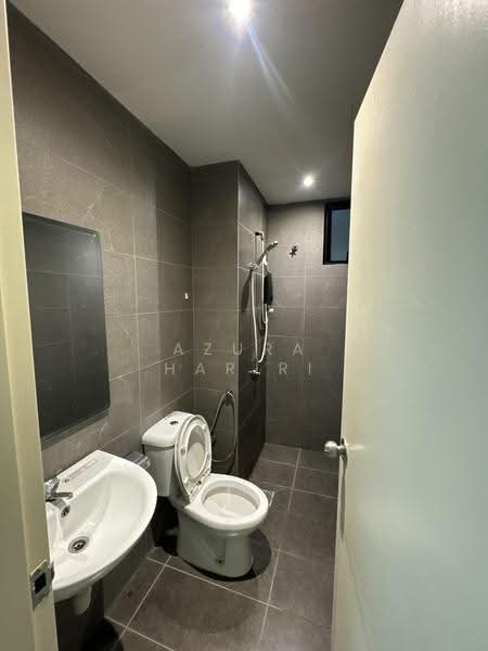 Service Residence for Rent at Majestic Maxim - Azura Hariri - Bathroom - PropertyGuru.com.my