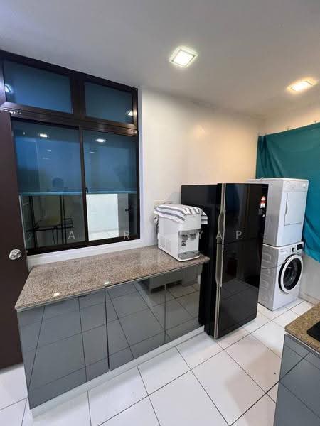 Service Residence for Rent at Sky Gardens Residences - Alfred Yap - Kitchen - PropertyGuru.com.my