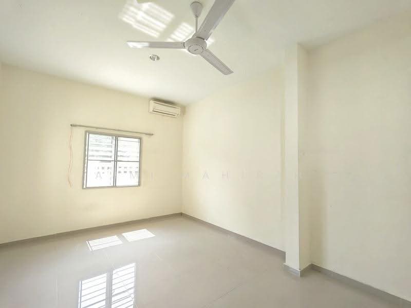 Rumah Berkembar untuk Dijual di Happy Garden (Kuchai Lama) - Aimi Mahirah - Interior - PropertyGuru.com.my