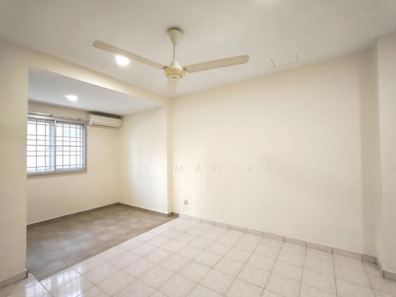 Rumah Berkembar untuk Dijual di Happy Garden (Kuchai Lama) - Aimi Mahirah - Interior - PropertyGuru.com.my
