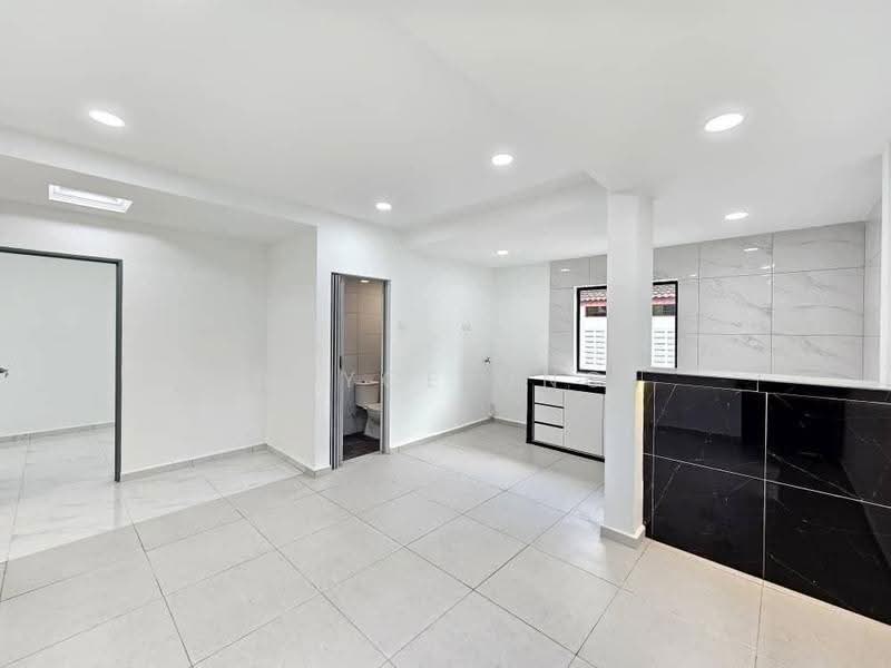 Rumah Teres 2-Tingkat untuk Dijual di Taman Daya (Johor Bahru) - Joyce Ong - Kitchen - PropertyGuru.com.my