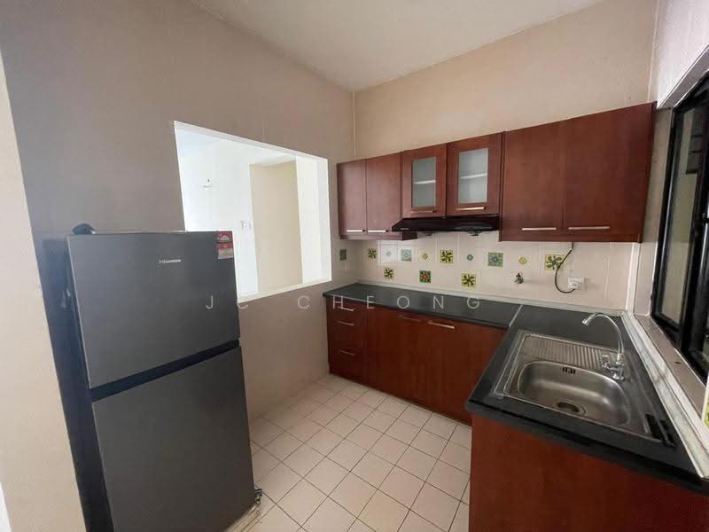 Kondominium untuk Disewa di Royal Domain Sri Putramas 2 - JC Cheong - Kitchen - PropertyGuru.com.my